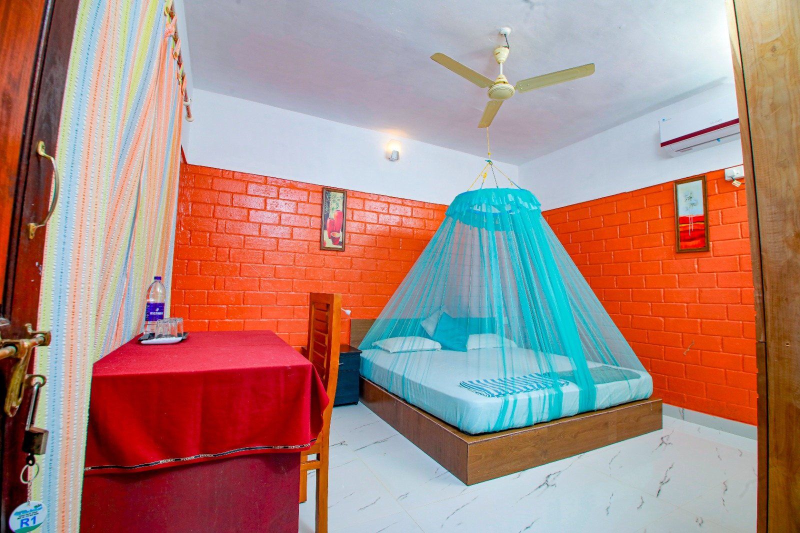Air-conditioned room with a desk